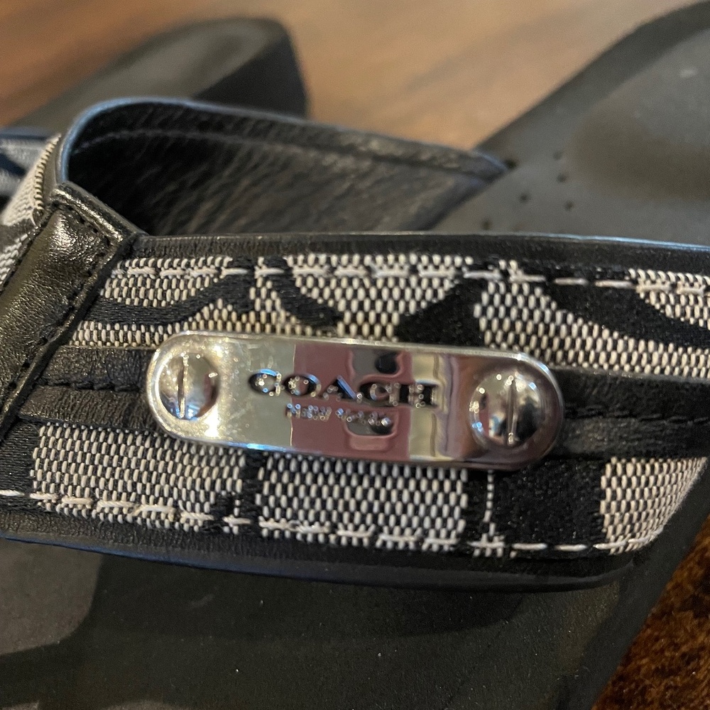 Coach flip flops